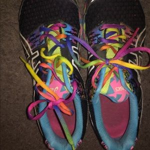 Running shoes